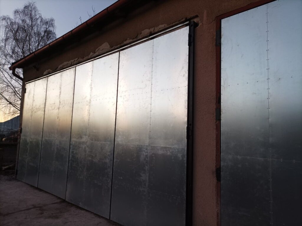 ocelova vrata pozink ceska lipa (1) (Střední)